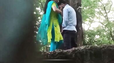 Desi Lover Jungle Sex MMS Full Scandal